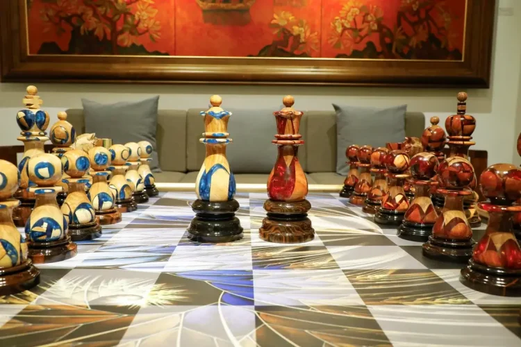 Full Set Giant Deluxe Chess Pieces with Board - High End Blended of Wood and Resin.