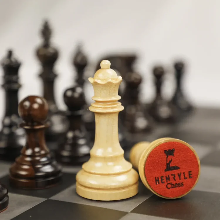 Premium Chess Set - Luxury Ebony & Maple Pieces