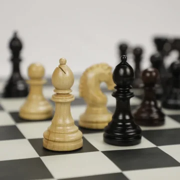 Premium Chess Set - Luxury Ebony & Maple Pieces