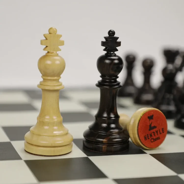 Premium Chess Set - Luxury Ebony & Maple Pieces